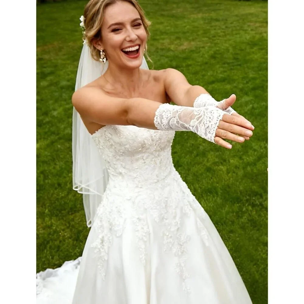 Women Evening Fingerless Short Wrist White Lace Gloves Party Prom Cosplay